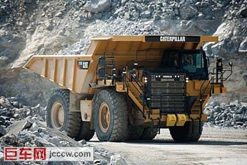 cat-777g-with-load-of-rock-c714272.jpg